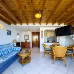 Skol 504 -lovely 2-bedroom Duplex In Skol First Line Διαμέρισμα *