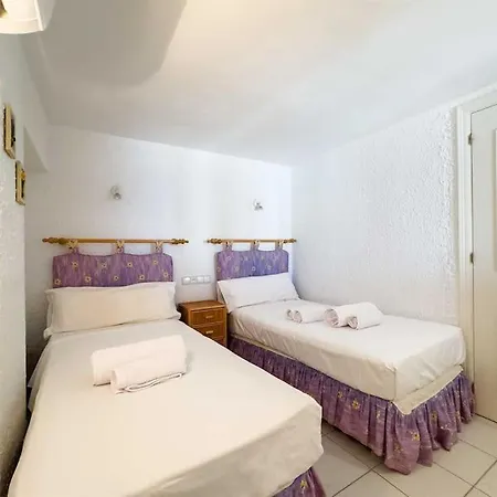 Skol 504 -lovely 2-bedroom Duplex In Skol First Line *